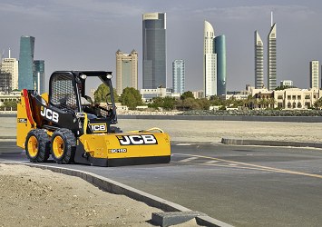135 Skid Steer Loader