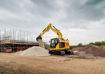 145XR Reduced Tailswing Excavator