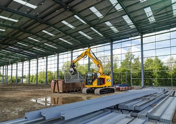 145XR Reduced Tailswing Excavator