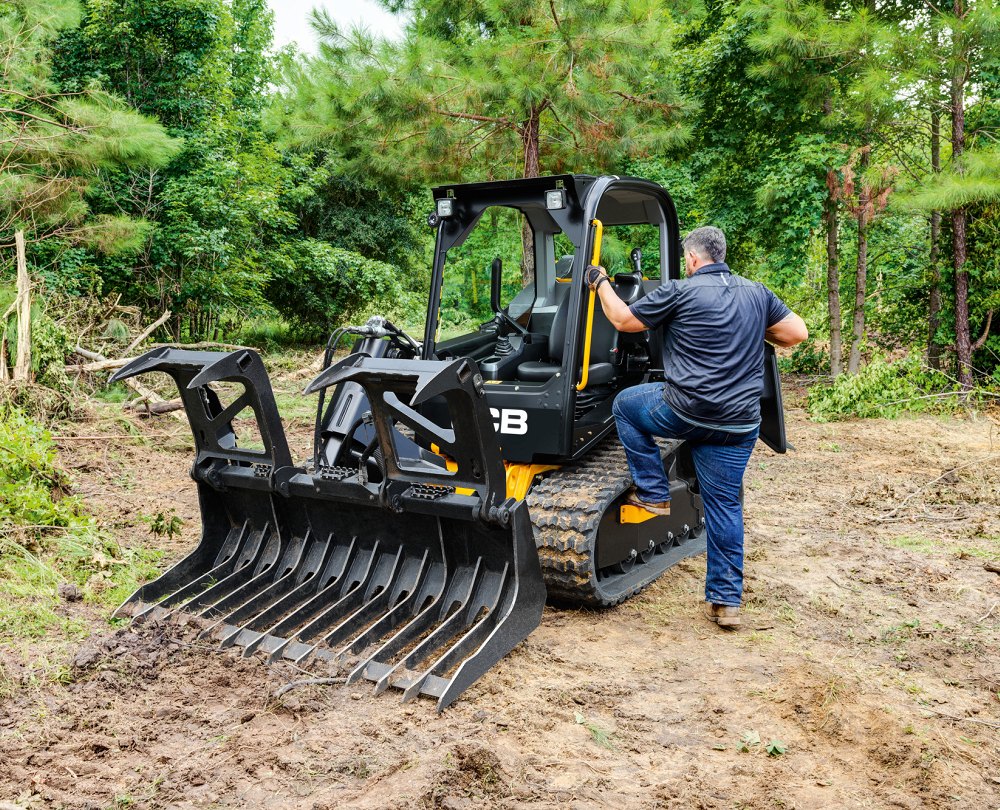 270T Compact Track Loader
