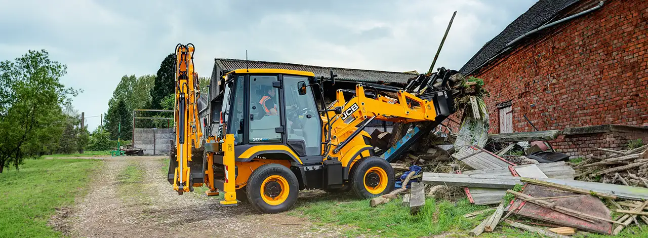 3CX Compact Backhoe Loader