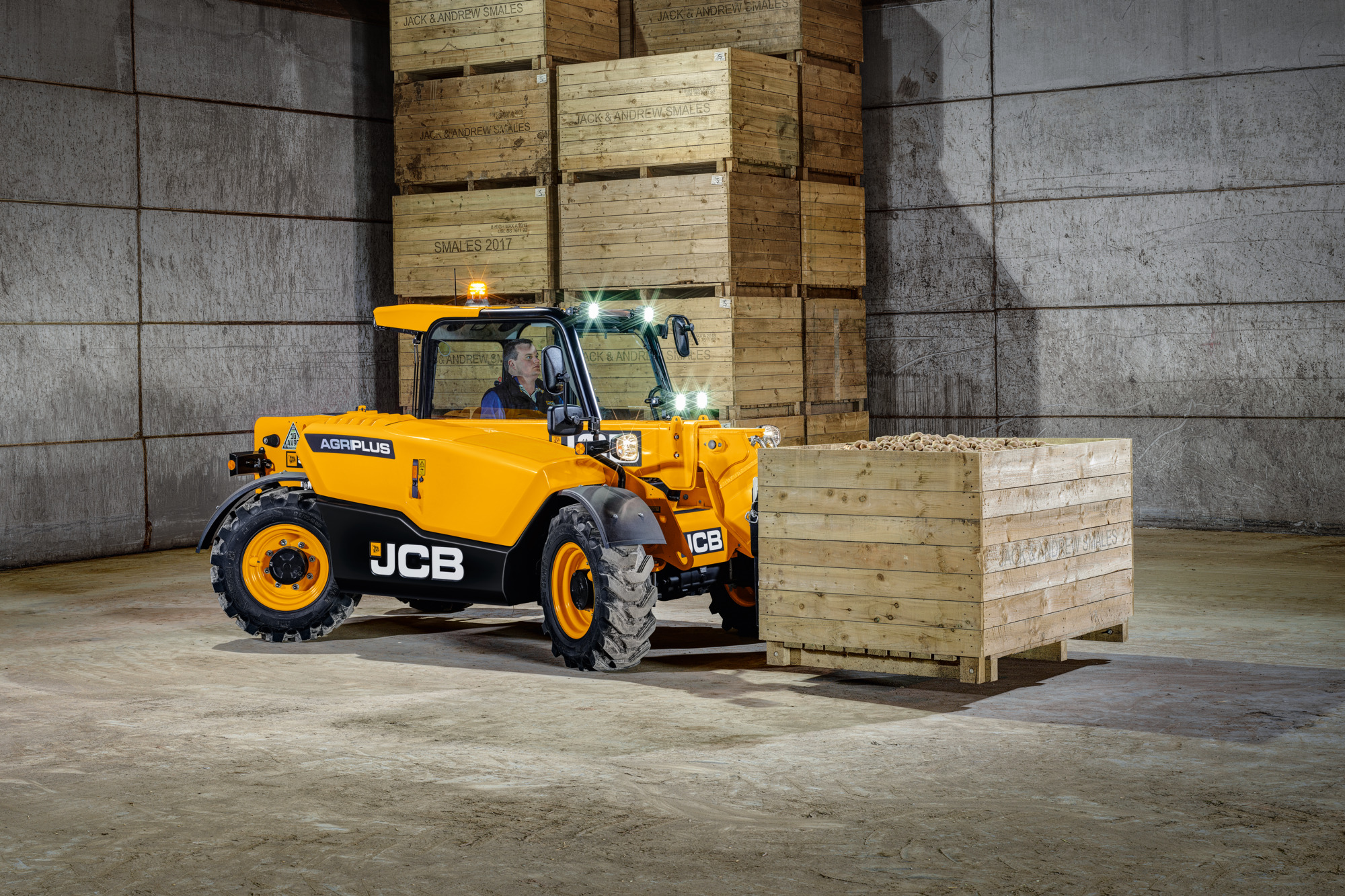 JCB 525-60 Agri Telehandler | New Equipment | Adaptalift JCB