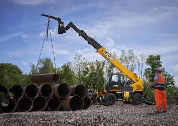 558R Pro Telehandler 