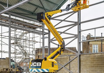 A45E Articulated Boom Access Platform