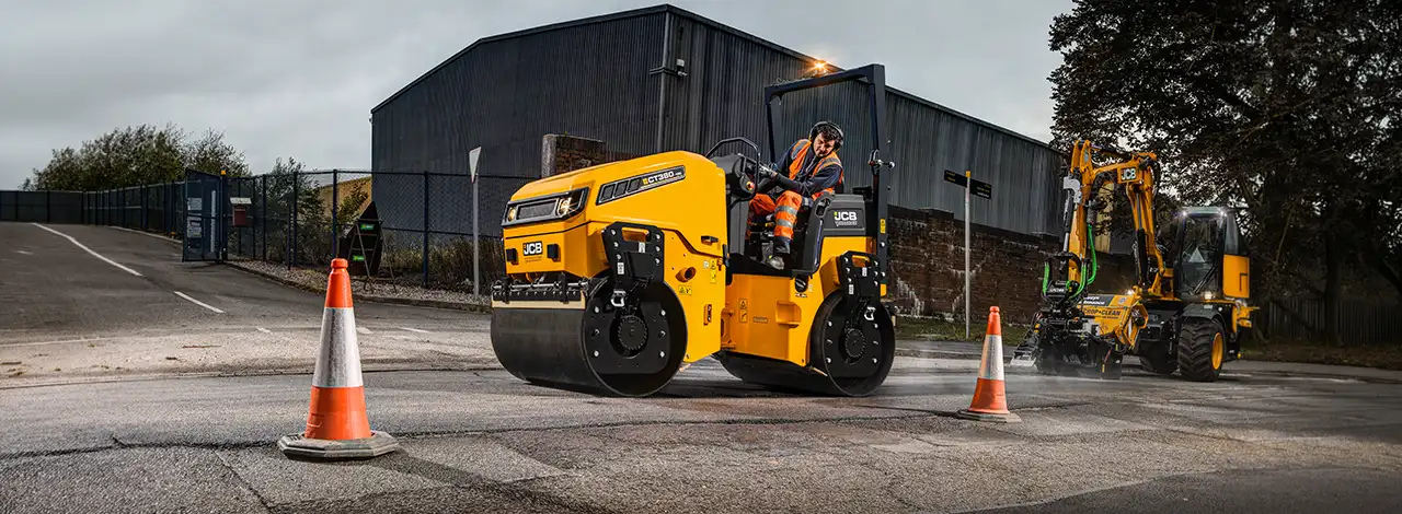 CT430 Vibratory Roller
