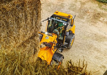 TM320S Telescopic Wheel Loader